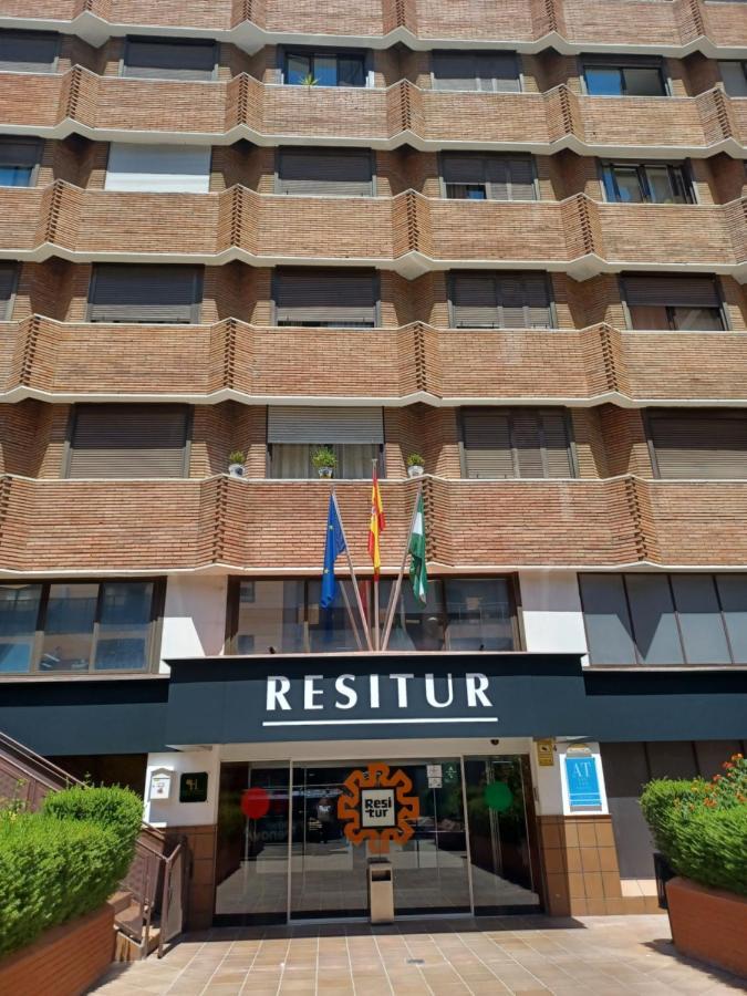 Apartamento Acogedor Junto A Calle Betis, Triana-Los Remedios Sevilla Kültér fotó